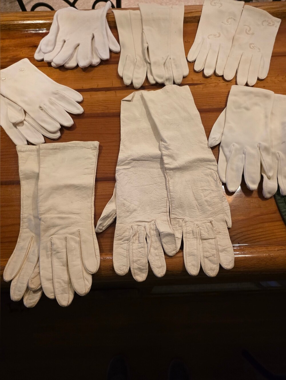 Vintage Lot Of 6 Classic White Women's Gloves - Elegant Dress Gloves